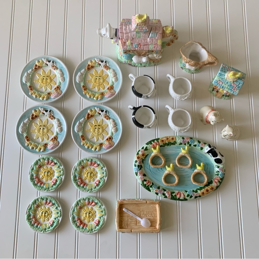 Vintage 1994 Mercuries Country Farm Porcelain Tea Set